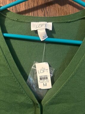 LOFT Green V-Neck short sleeve Button Cardigan